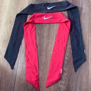 Nike head wraps
